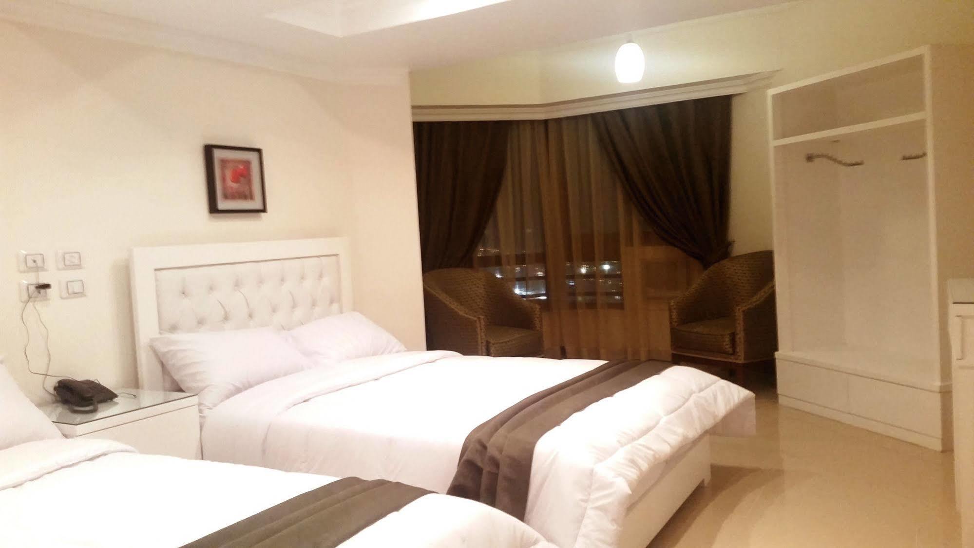 Nile Boutique Hotel At Nile Plaza Giza Bagian luar foto
