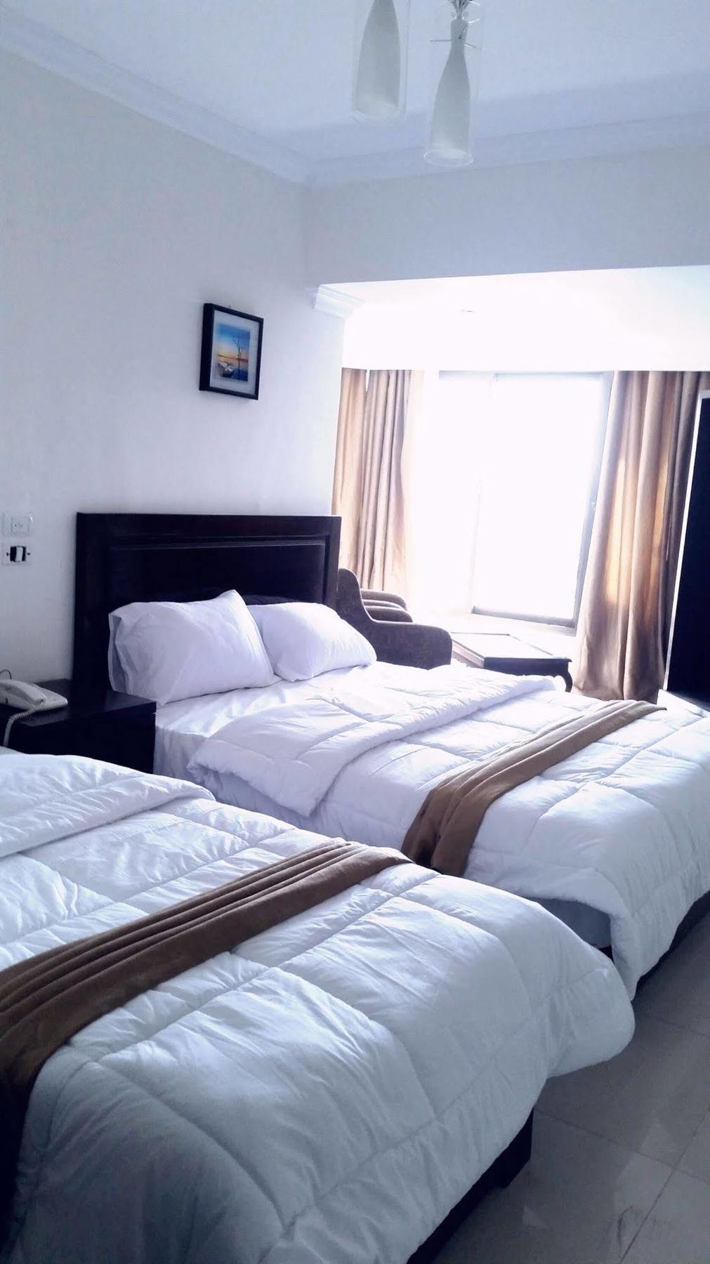 Nile Boutique Hotel At Nile Plaza Giza Bagian luar foto