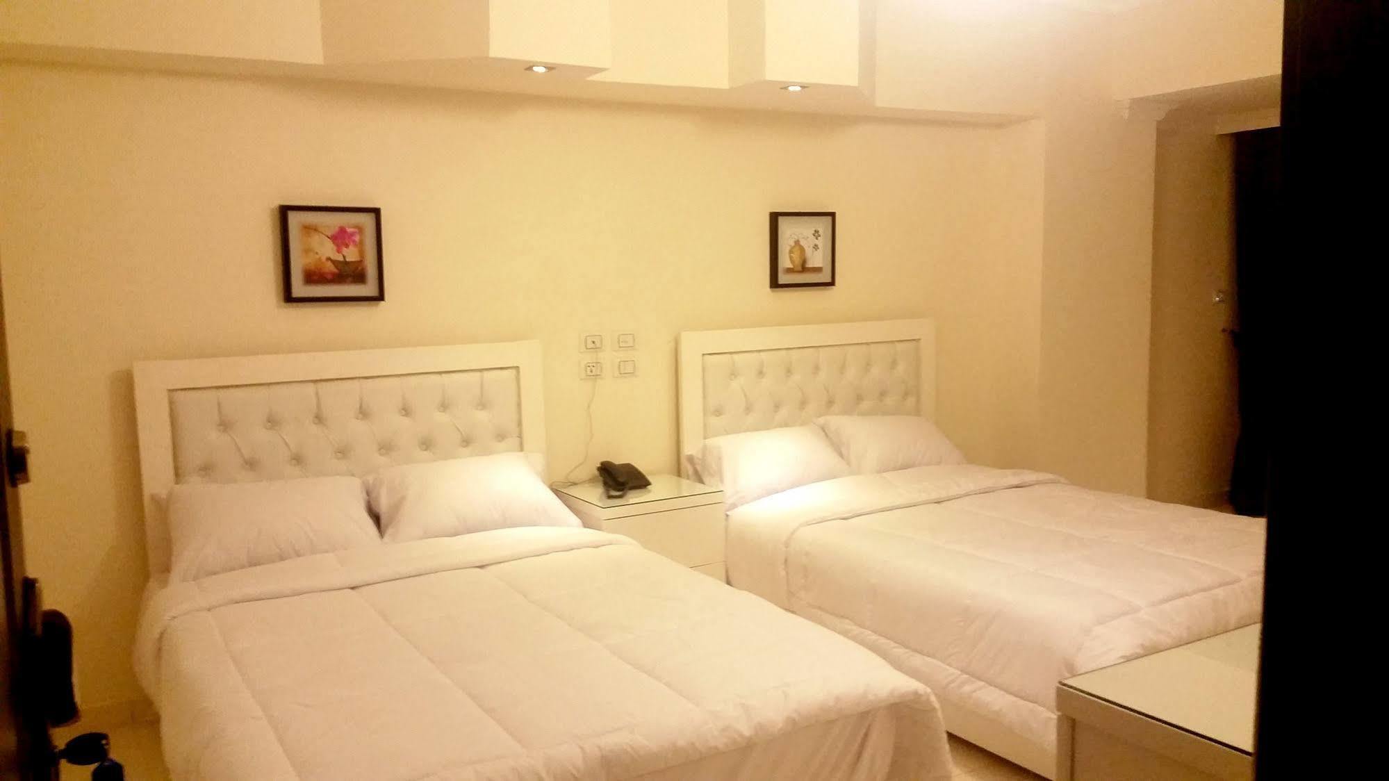 Nile Boutique Hotel At Nile Plaza Giza Bagian luar foto
